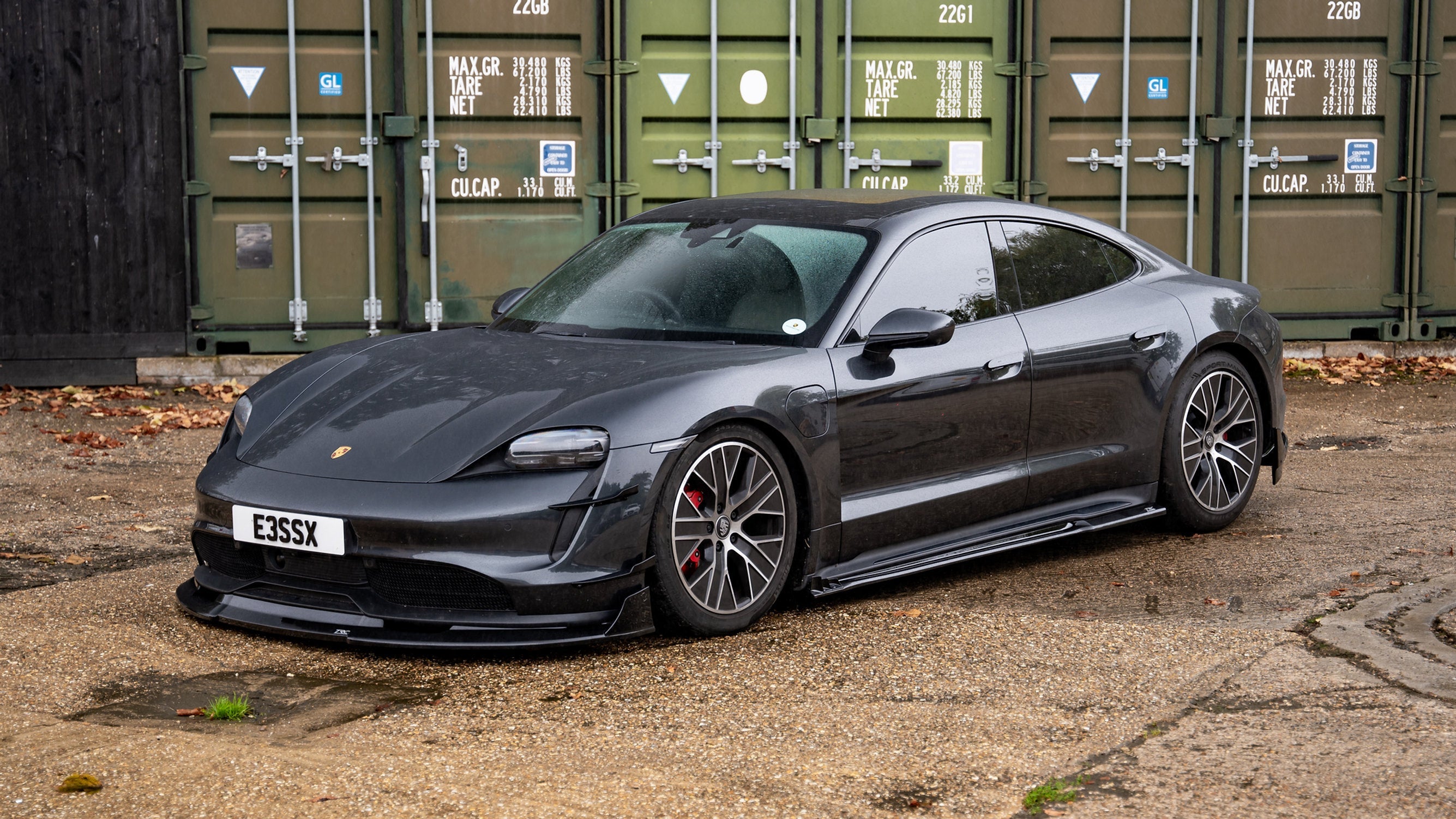 Porsche Taycan Pre Facelift - Side Skirt Splitters and Vortex Generators