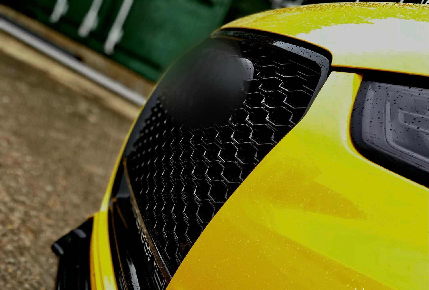 Audi S1 8X - Gloss Black Honey Comb Grille