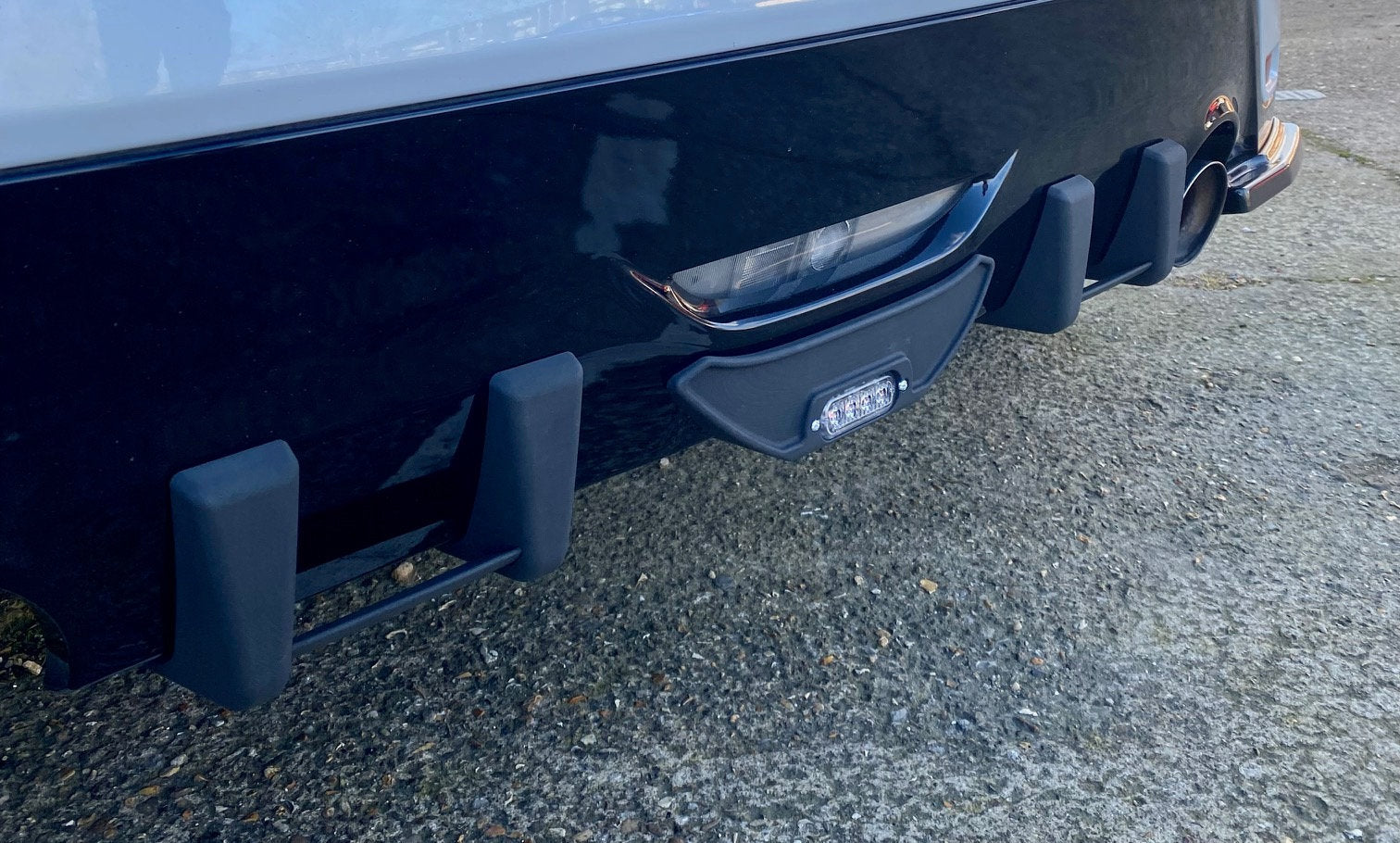 Toyota GR Yaris - Rear Rain Light & Diffuser Fins