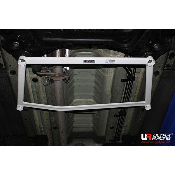 Ultra Racing Kia Sportage 2014 - Front Lower Brace
