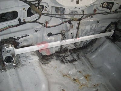 Ultra Racing Honda Integra DC2 1997 - 2001 - Rear Strut Brace