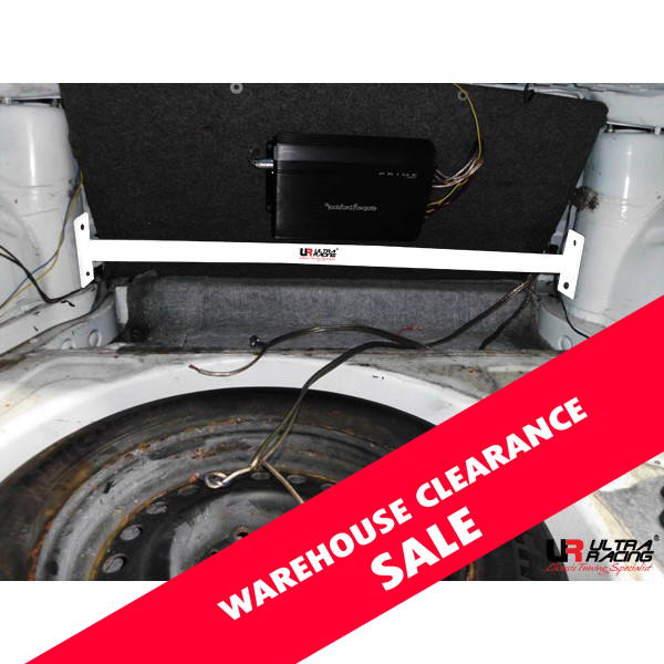 Ultra Racing BMW 5 Series (E34) - Rear Strut Brace