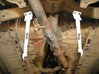 Ultra Racing Mazda RX7 (FC) - Rear Lower Brace