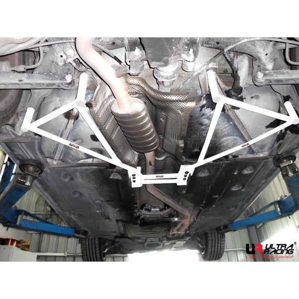 Ultra Racing BMW 3 Series (E90) 320 2005 - 2011 - Rear Lower Brace