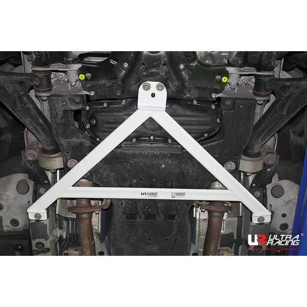 Ultra Racing Lexus IS300H 2013 - Front Lower Brace