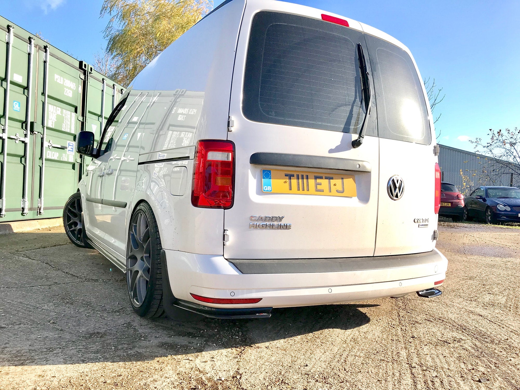 Volkswagen Caddy MK3 2K - Rear Spats