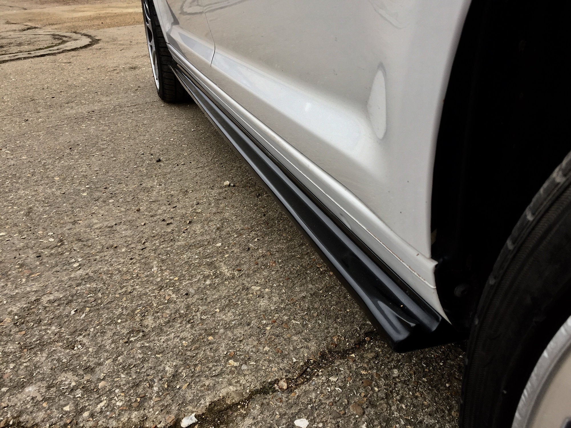 Volkswagen Caddy MK3 2K - Side Skirt Splitters