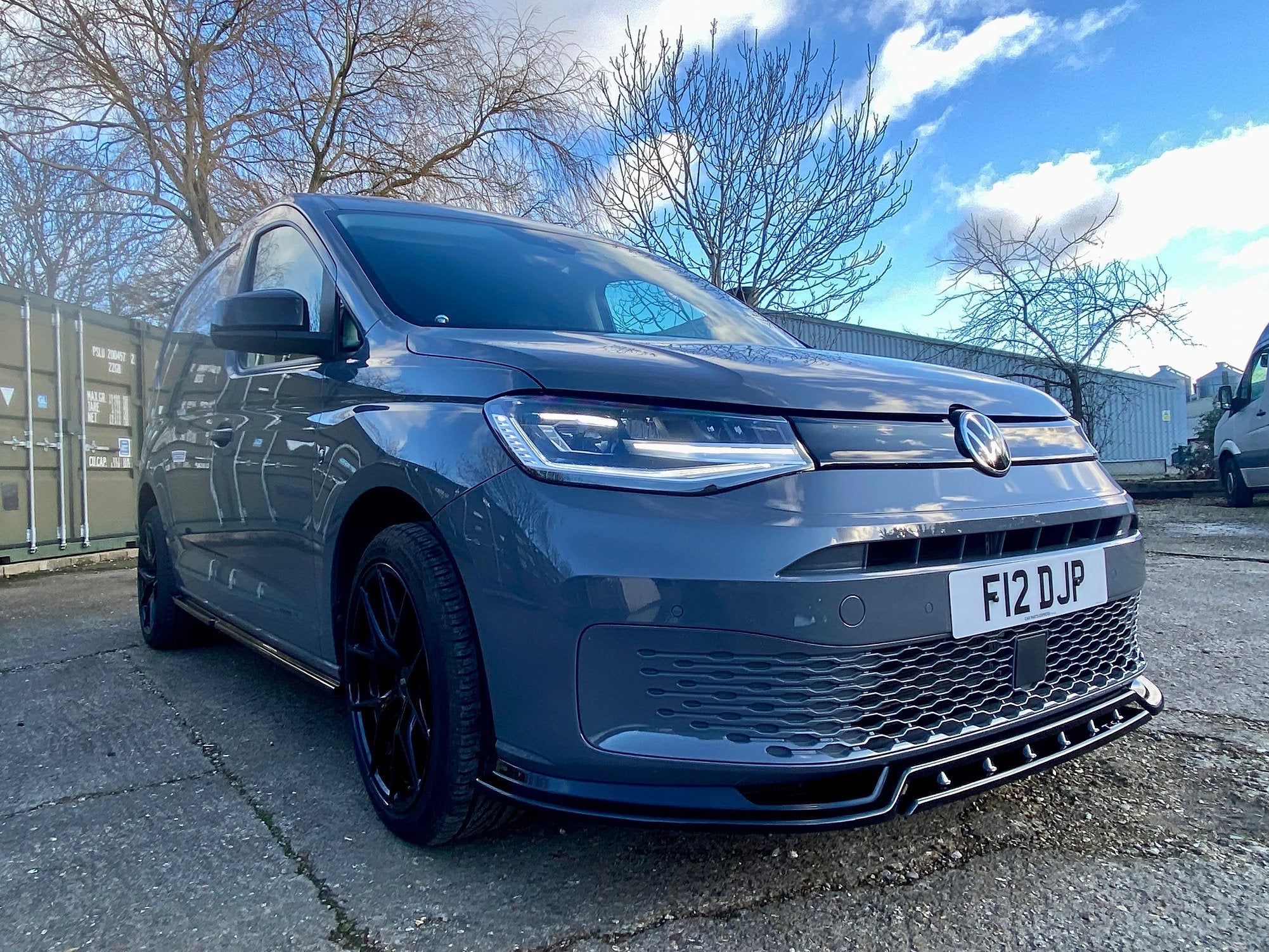 Volkswagen Caddy MK5 - V1 Low Line Kit