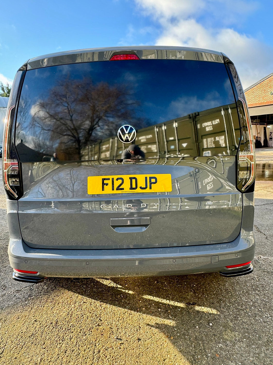 Volkswagen Caddy MK5 - V2 Low Line Kit