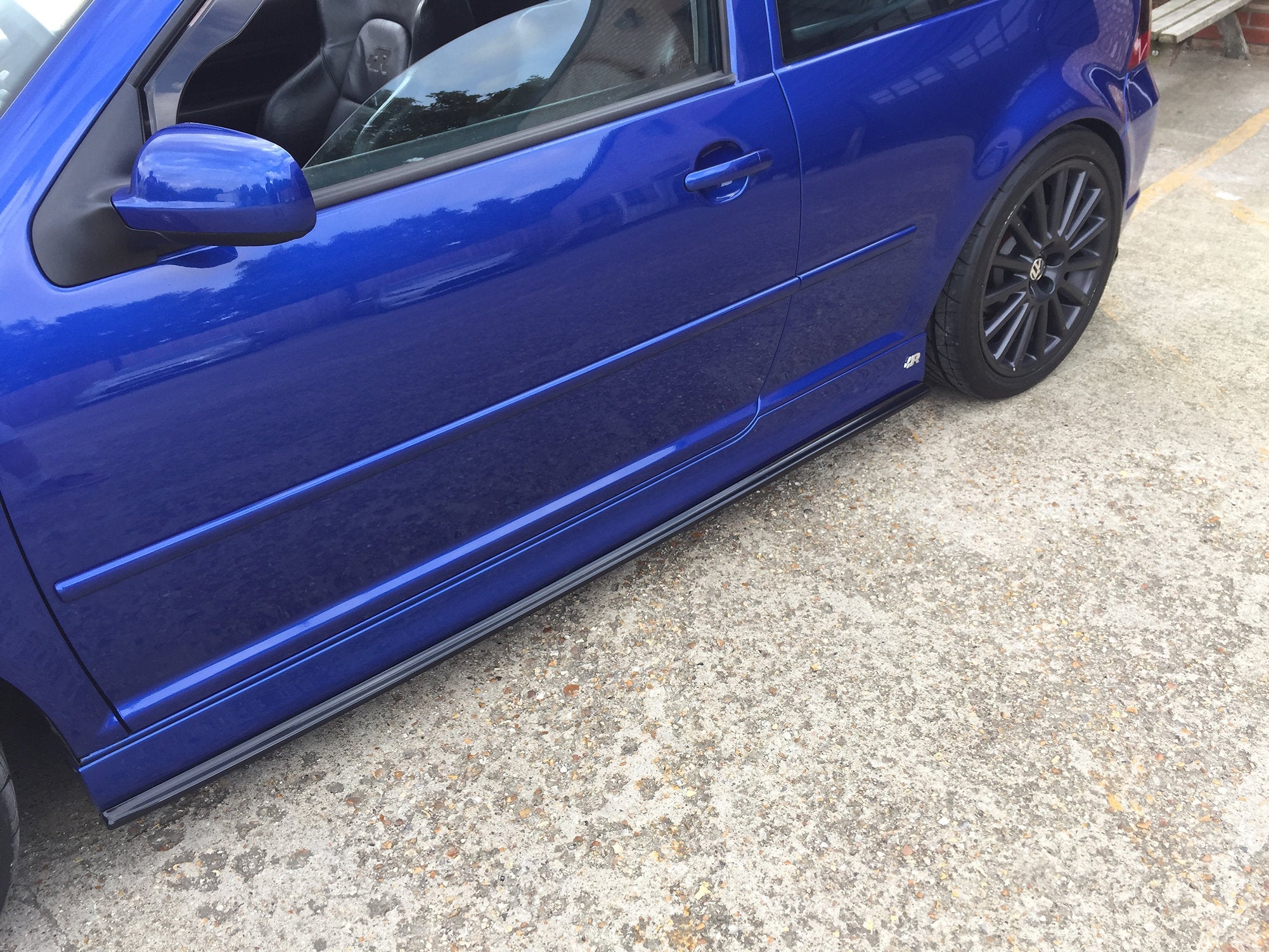 Volkswagen Golf MK4 R32 - Side Skirt Splitters