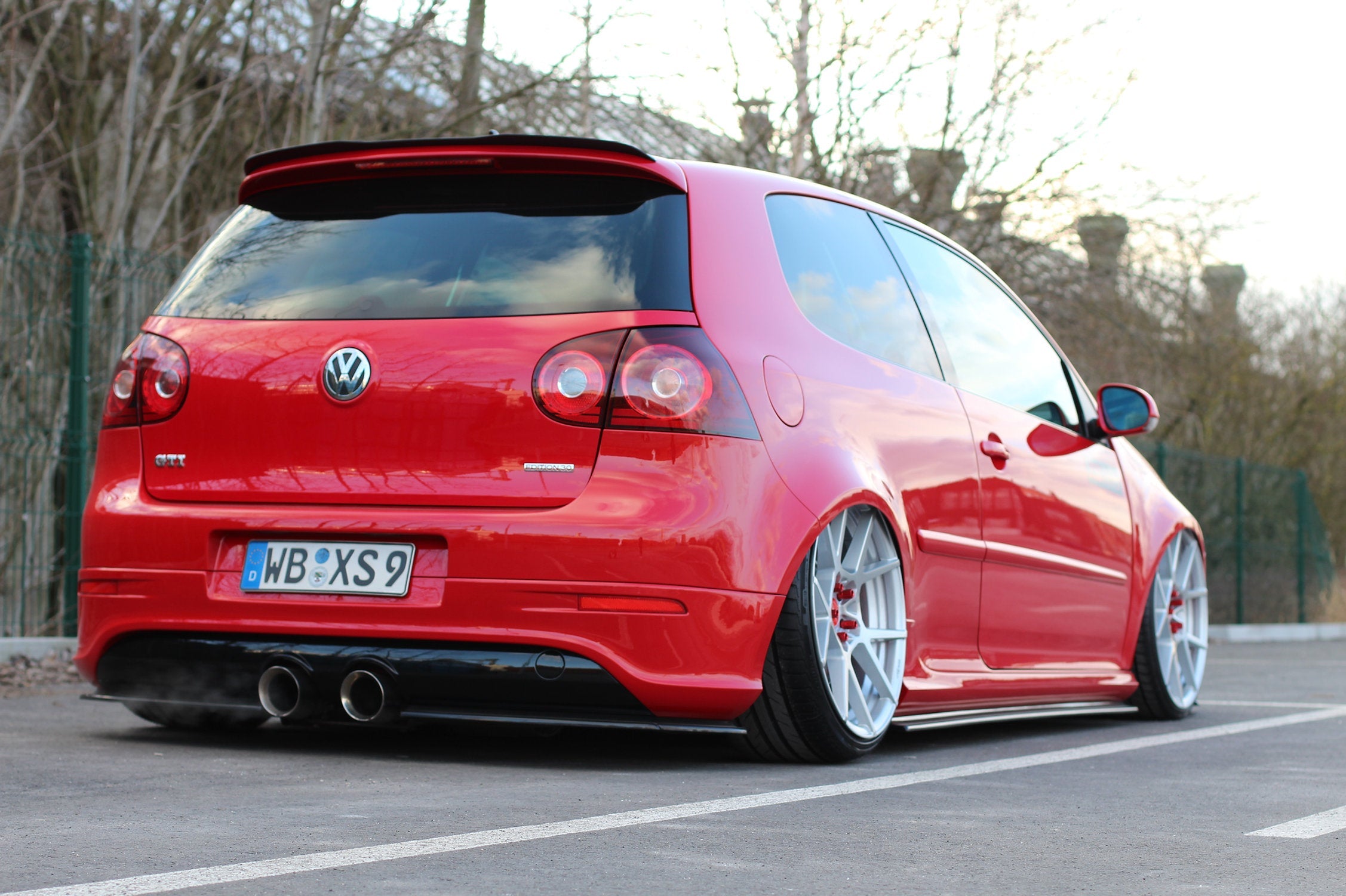 Volkswagen Golf MK5 GTI - Side Skirt Splitters
