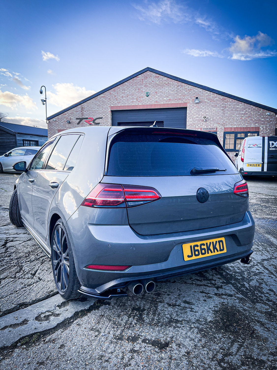 Volkswagen Golf MK7.5 GTI - Rear Spats