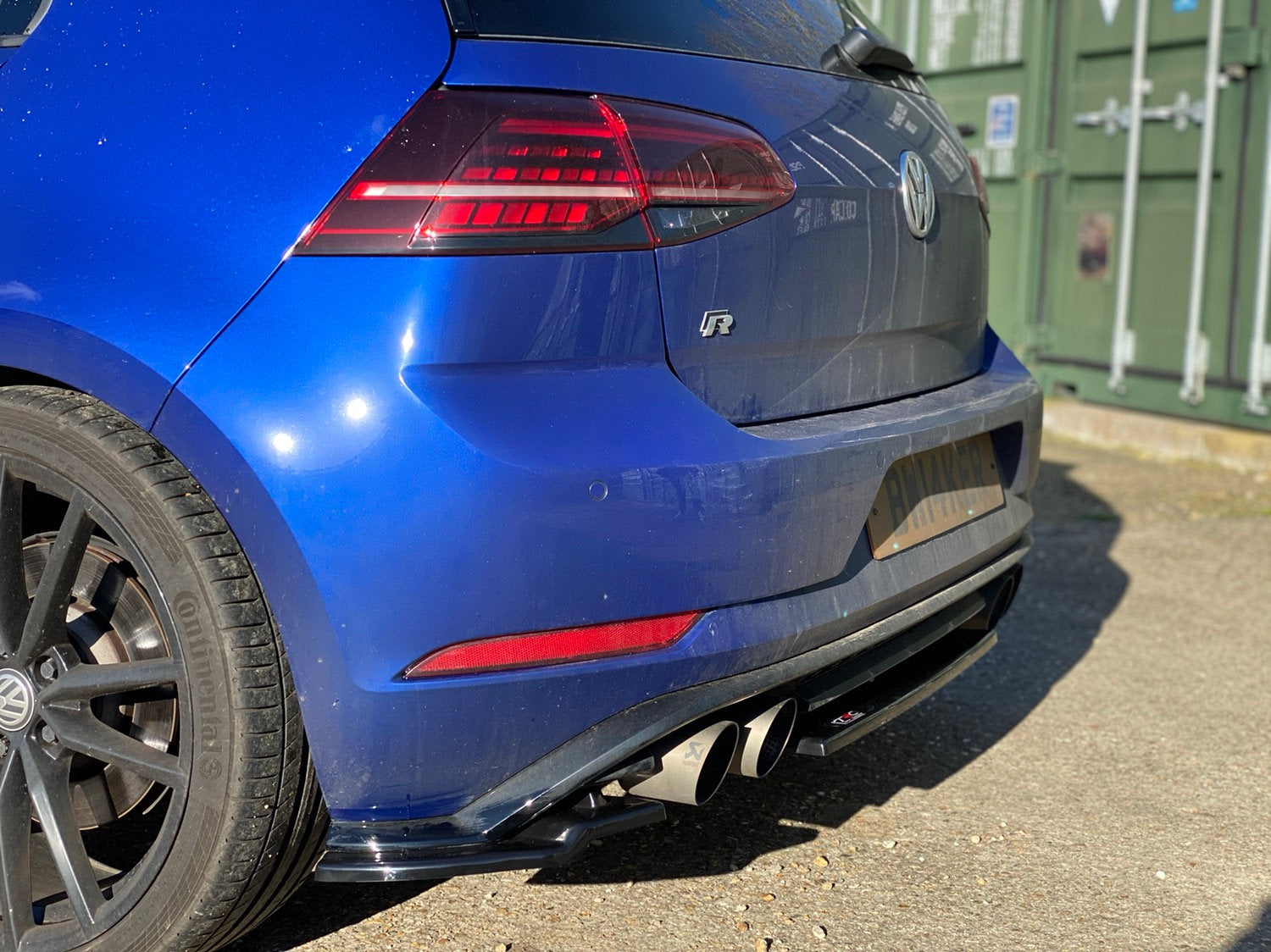 Volkswagen Golf MK7.5 R - Rear Centre Blade