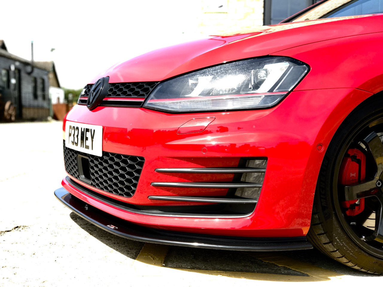 Volkswagen Golf MK7 GTD - V1 Front Splitter