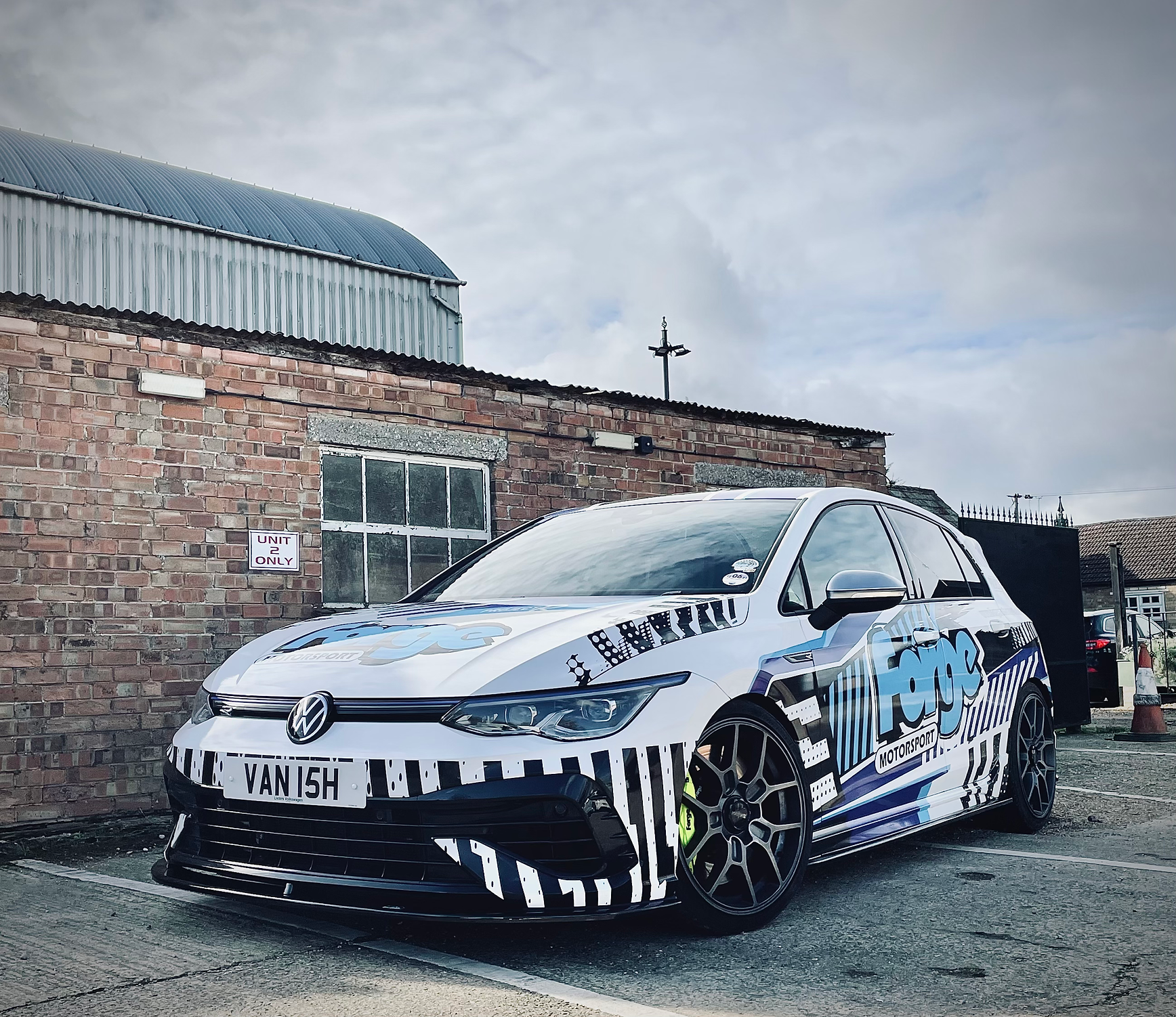 Volkswagen Golf MK8 R - Front Splitter