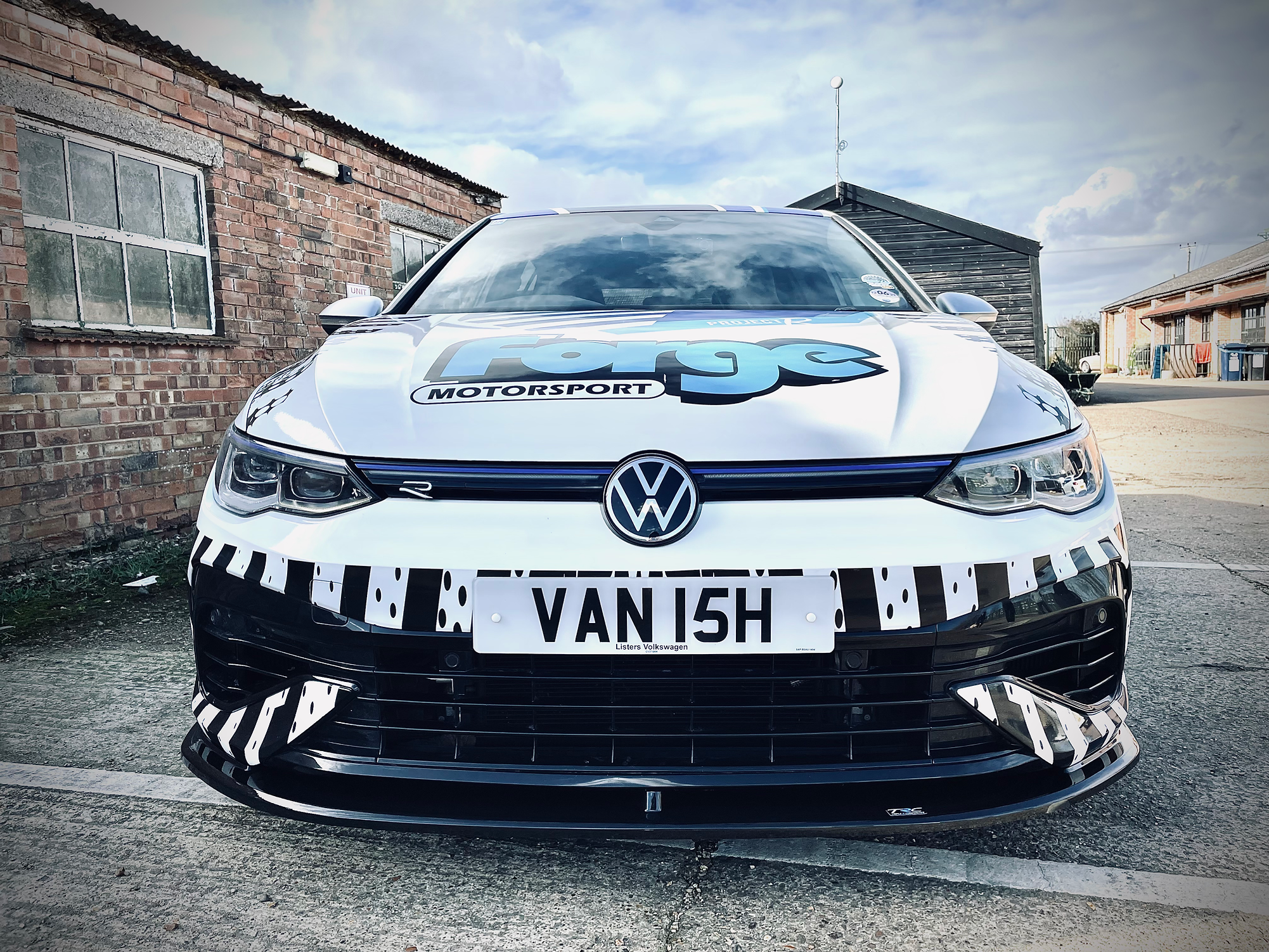 Volkswagen Golf MK8 R - Front Splitter