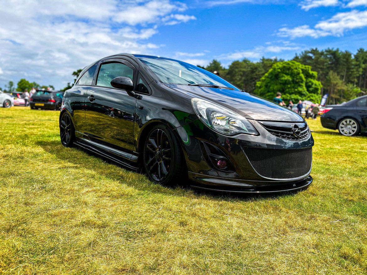 Vauxhall Corsa D LE - Front Splitter