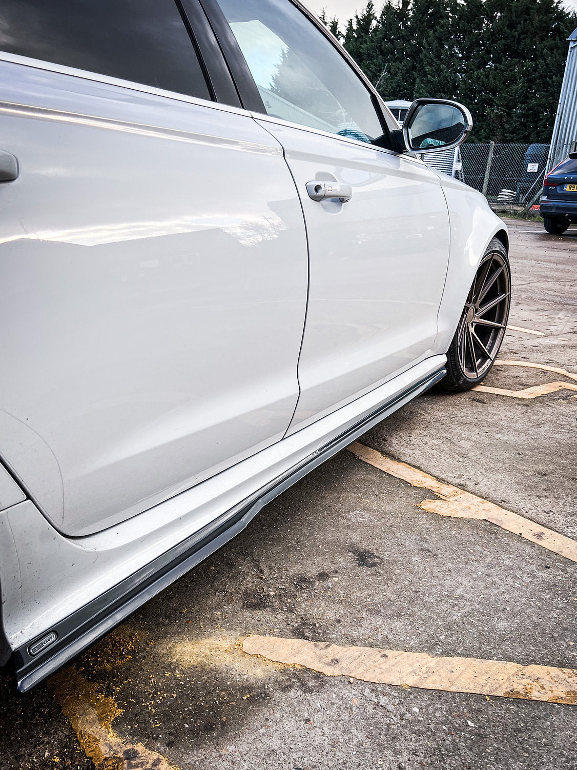 Audi RS6 C7 Avant - Side Skirt Splitters