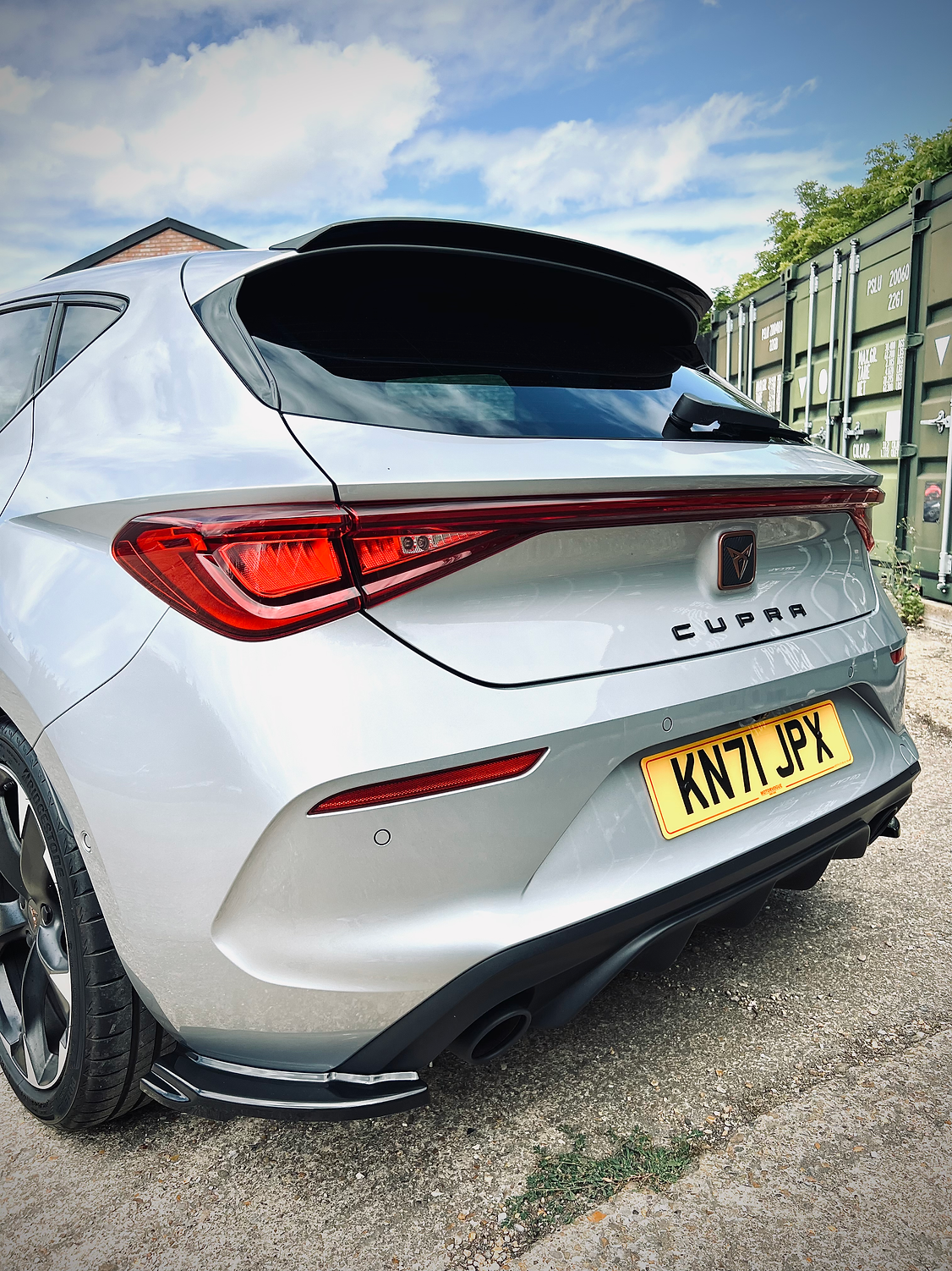 Cupra Leon MK4 - Low Line Kit