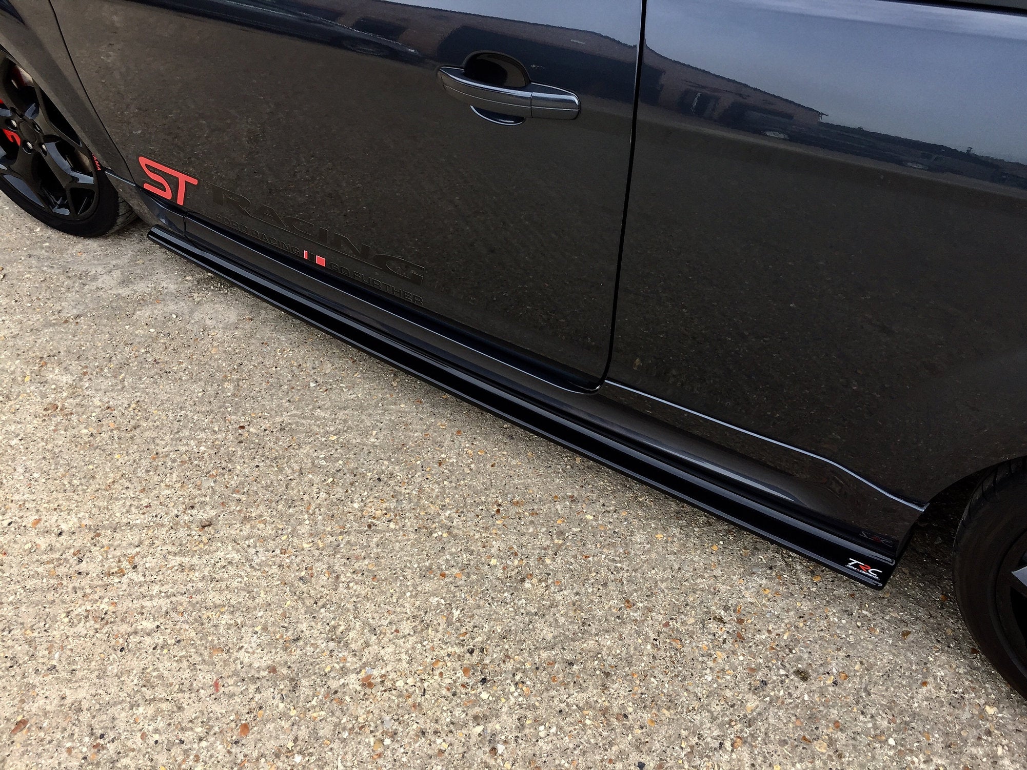 Ford Focus MK2.5 Zetec S - Side Skirt Splitters