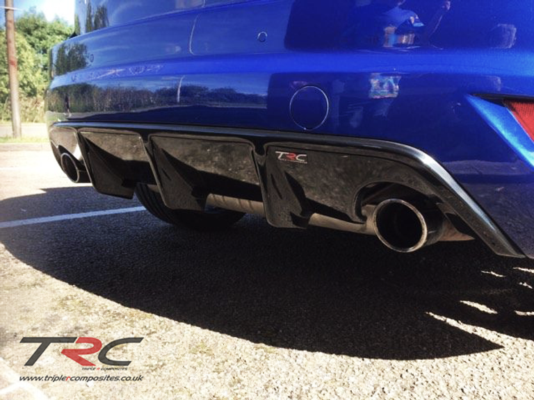 Ford Focus MK2.5 ST225 - Rear Finned Diffuser