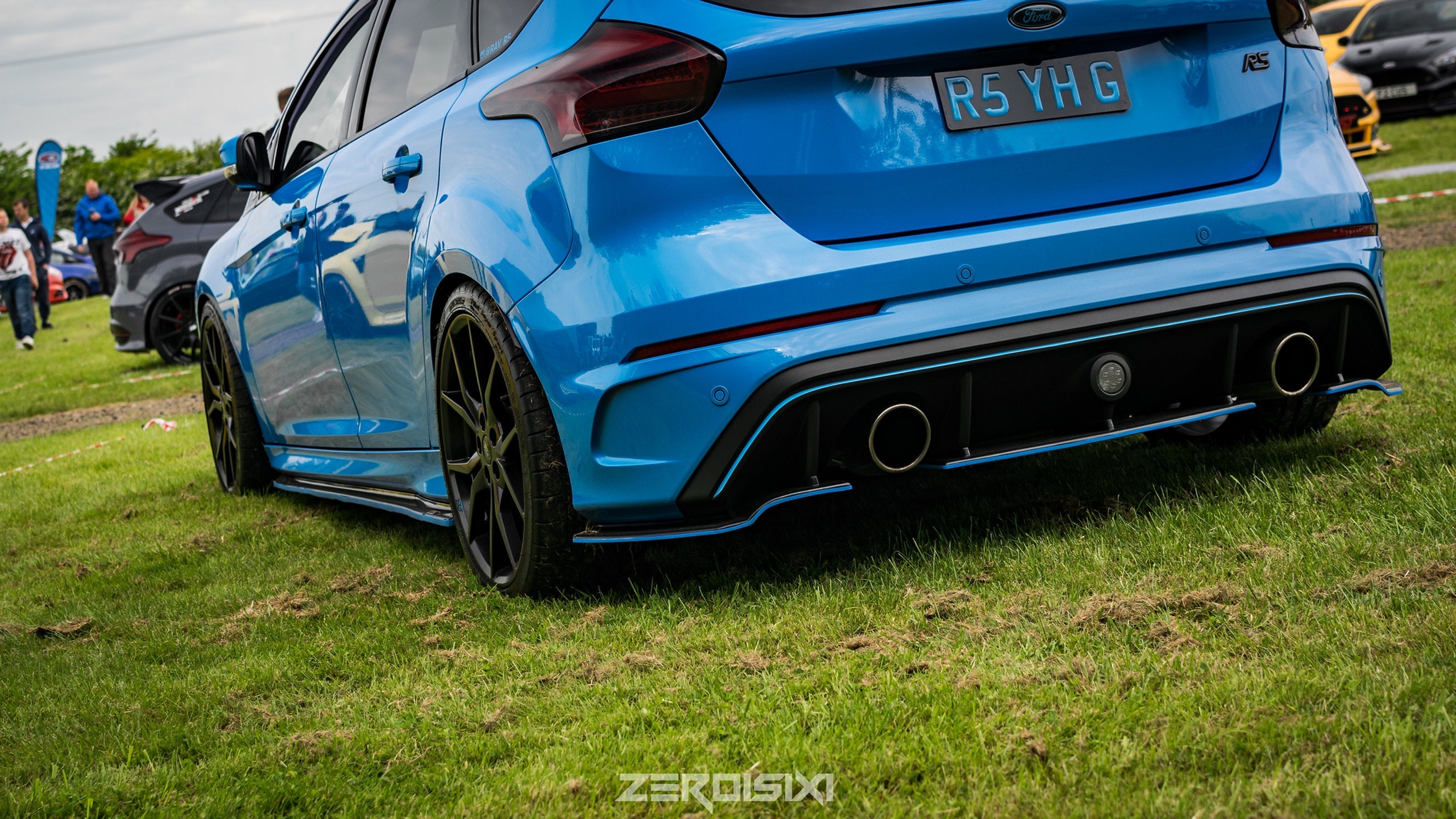 Ford Focus MK3 RS - V1 Low Line Kit