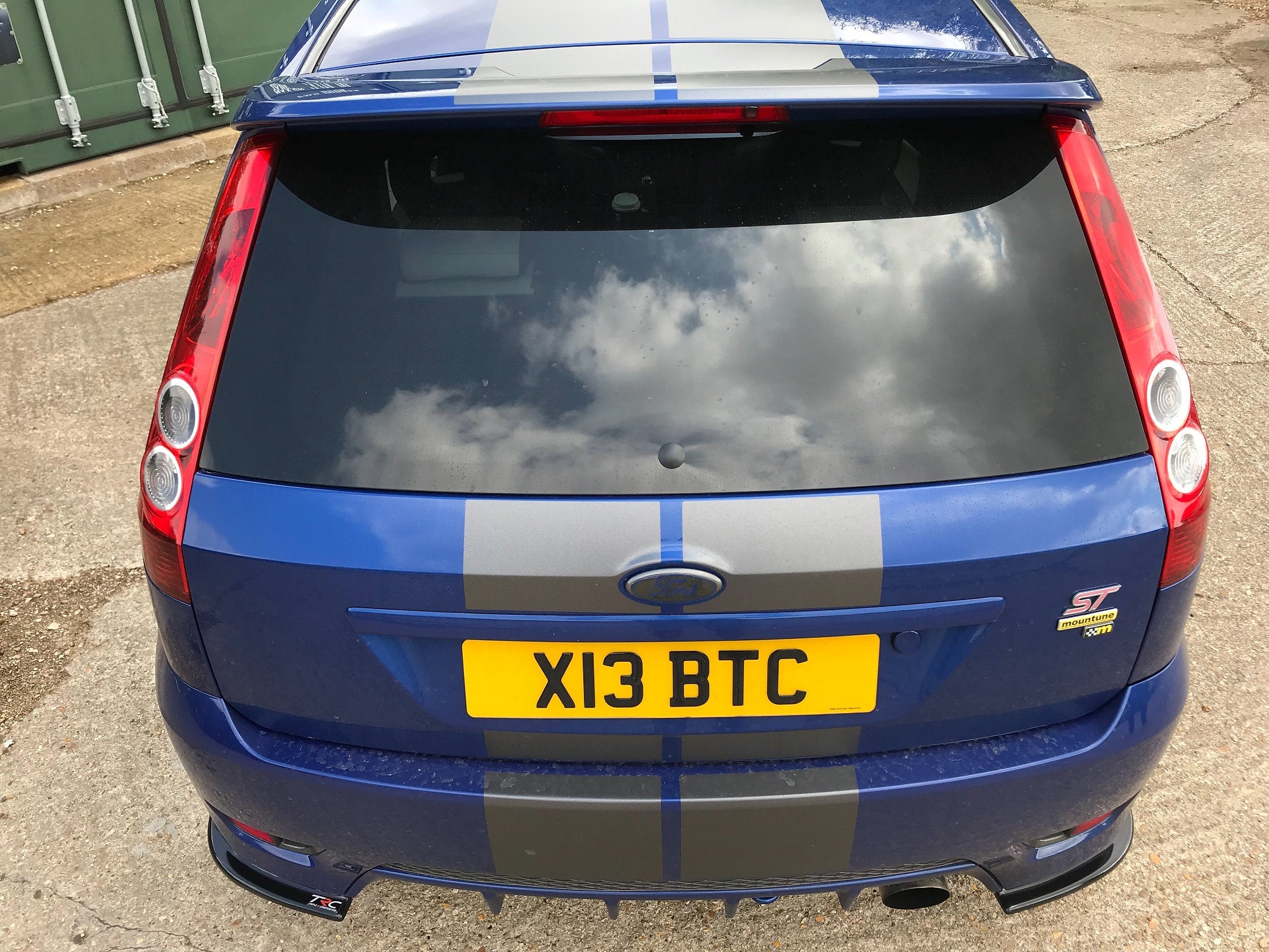 Ford Fiesta MK6 ST150 - Rear Spats