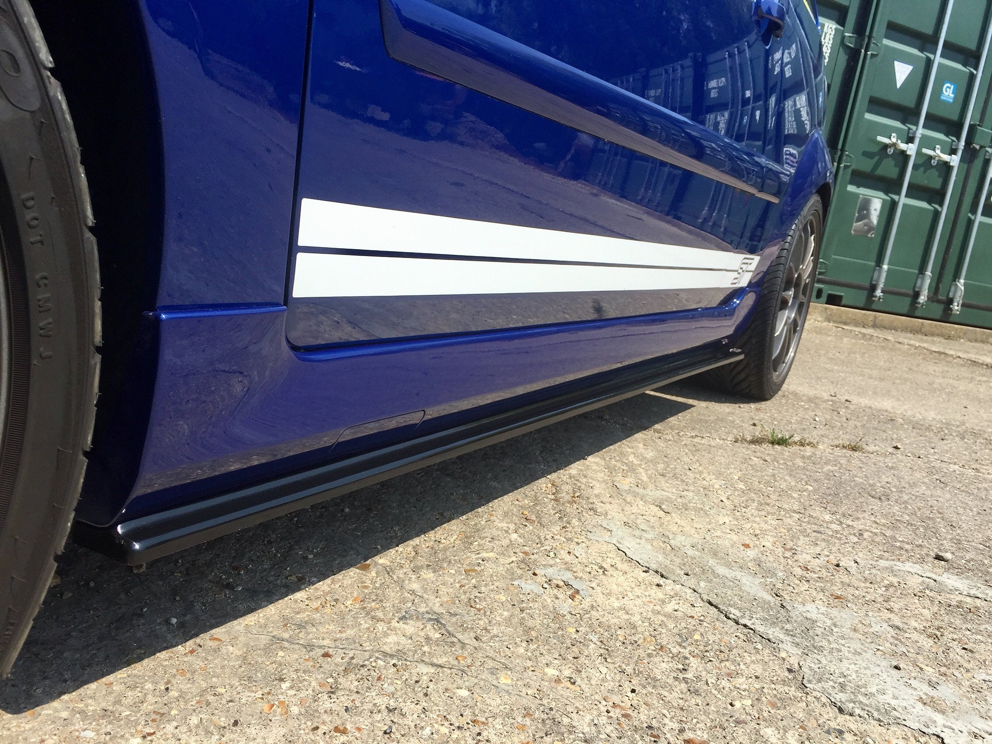 Ford Fiesta MK6 ST150 - Side Skirt Splitters