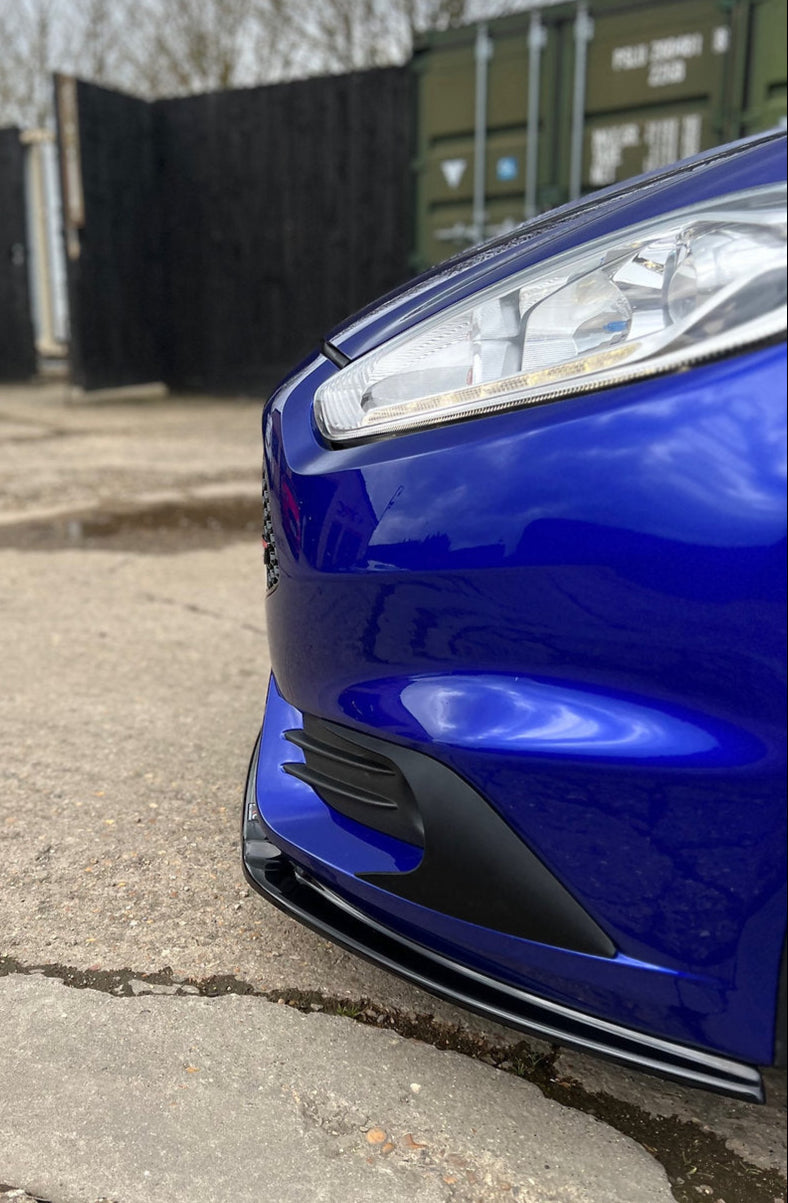 Ford Fiesta MK7.5 ST180 - Fog Surrounds