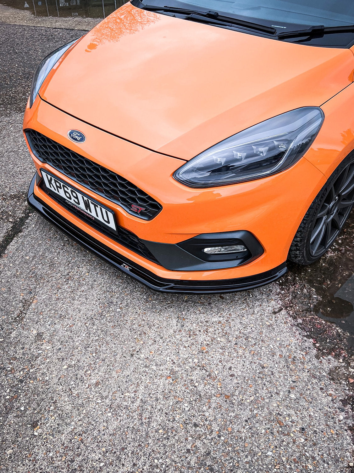 Ford Fiesta MK8 ST-Line - V2 Front Splitter