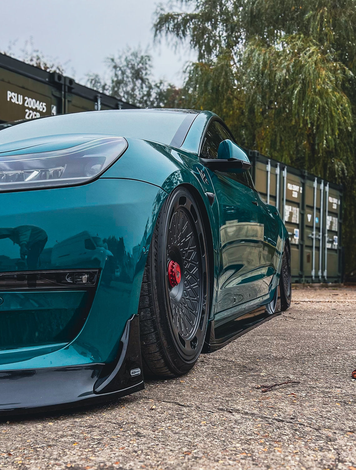 Tesla Model 3 - Side Skirt Extensions