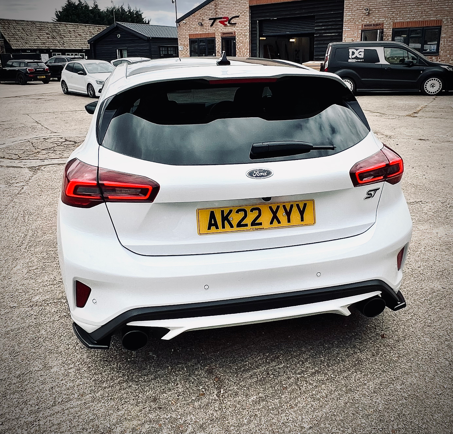 Ford Focus MK4.5 ST-Line - Low Line Kit