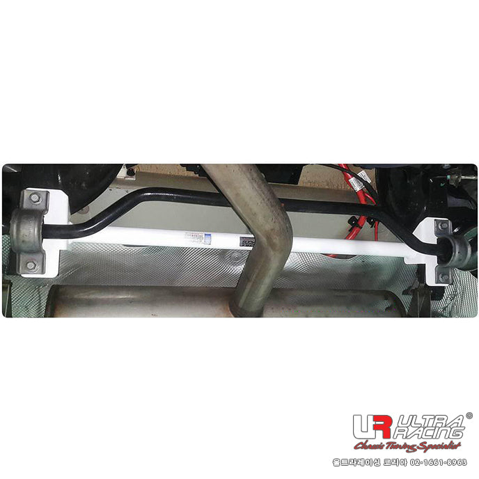 Ultra Racing BMW X5 (F15) xDrive 35i 2013 - Rear Lower Brace