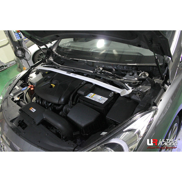 Ultra Racing Hyundai i40  2011 - Front Strut Brace