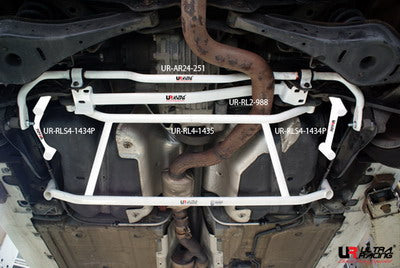 Ultra Racing Volkswagen Golf Mk6 2.0 TSI R 2009 - Rear Lower Brace
