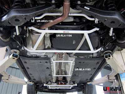 Ultra Racing Volkswagen Golf Mk6 1.4 TSI 2008 - Rear Lower Brace