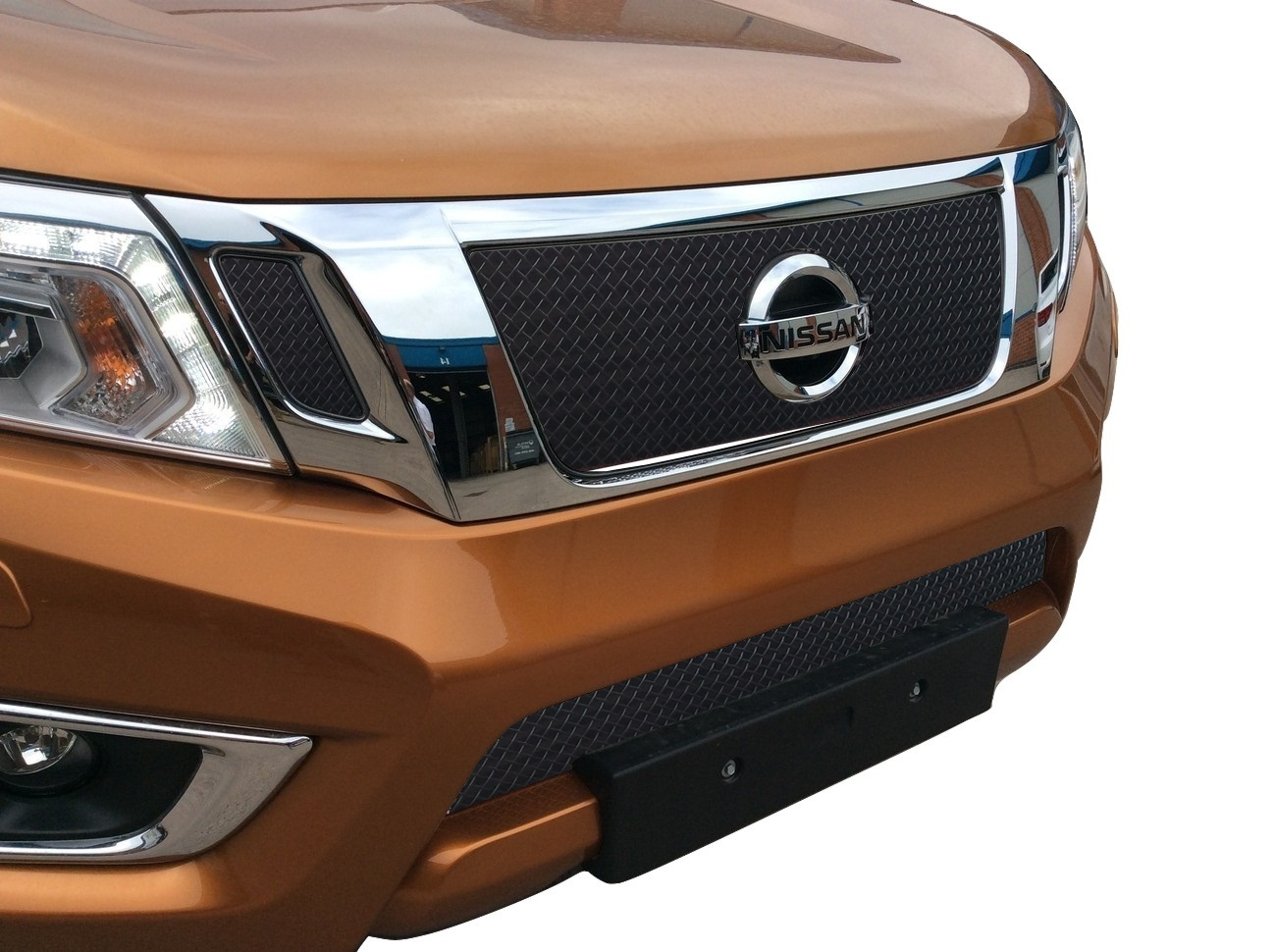 Zunsport Nissan Navara NP300 2015 - Full Grille Set Black