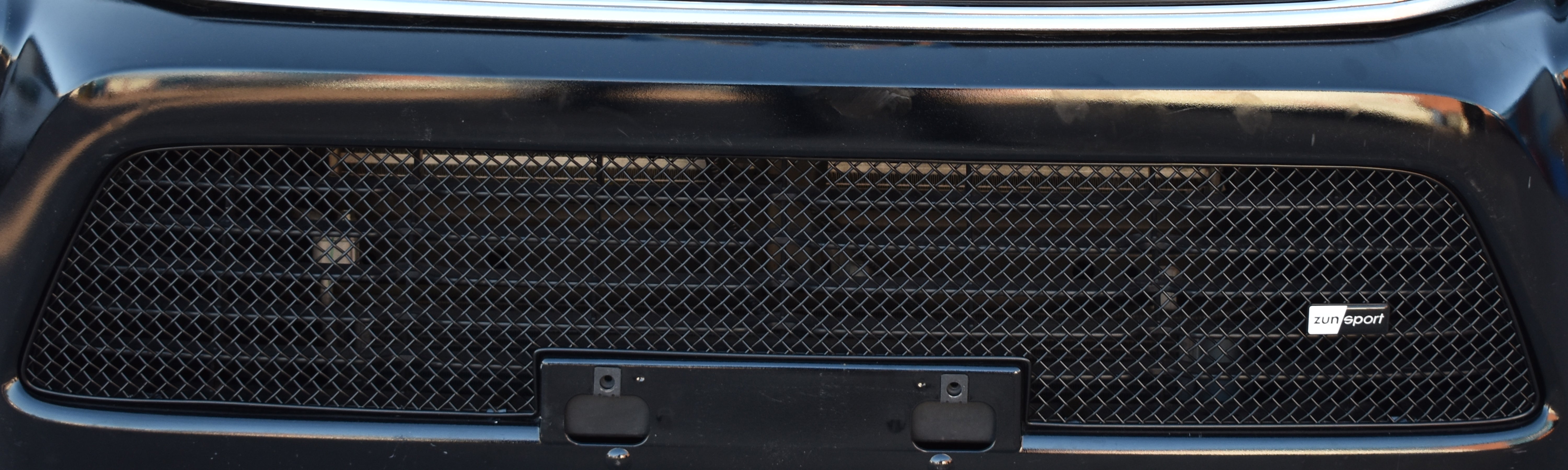 Zunsport Toyota Hilux AN120 / AN130 2015 - Lower Grille