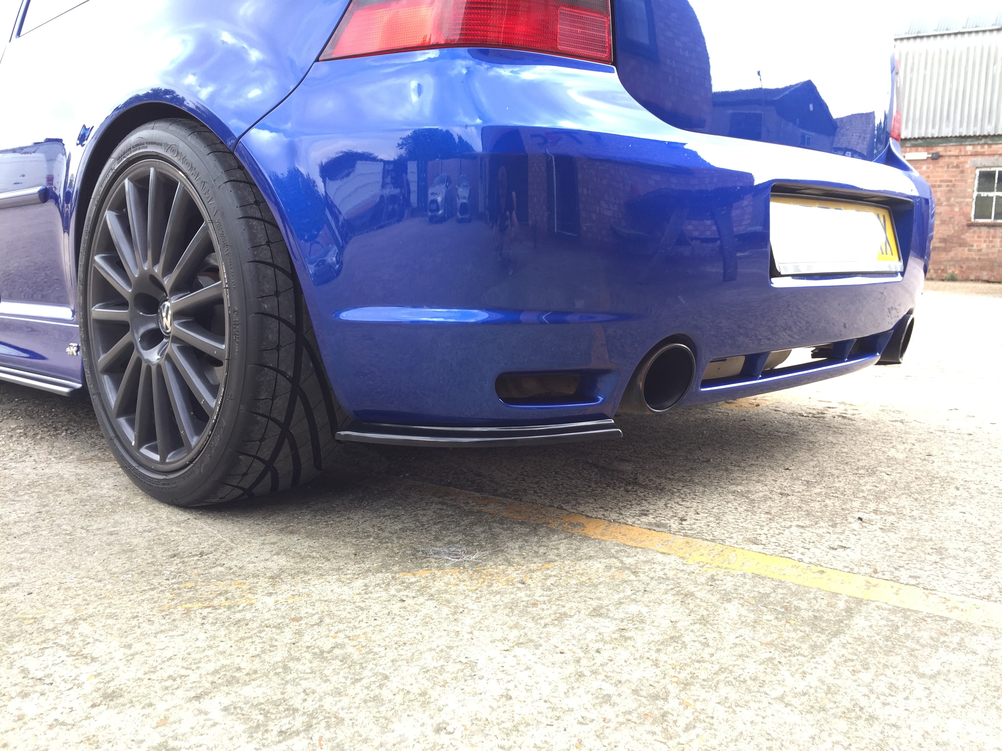 Volkswagen Golf MK4 R32 Rear Spats