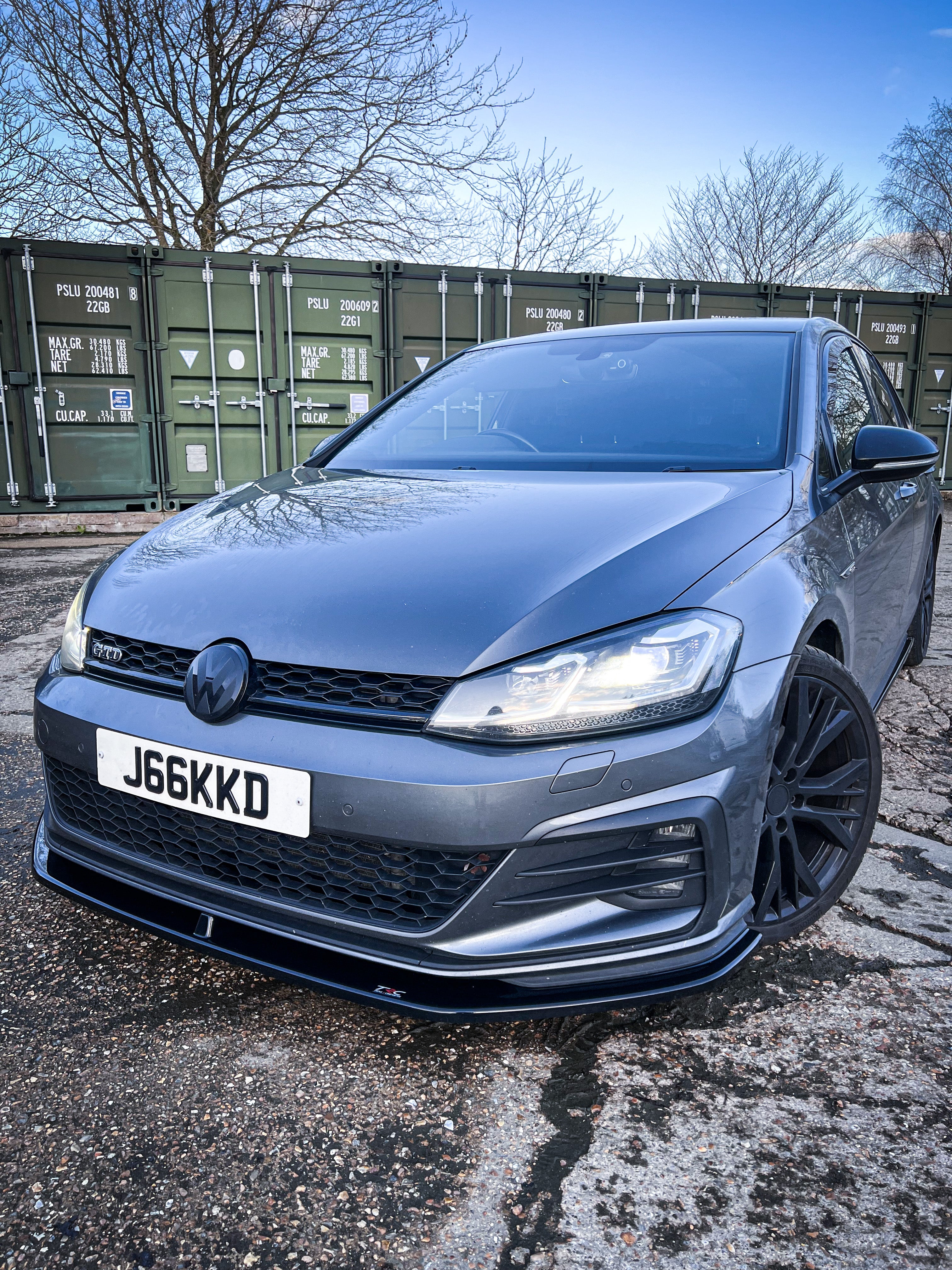 Volkswagen Golf MK7.5 GTI / GTD Front Splitter