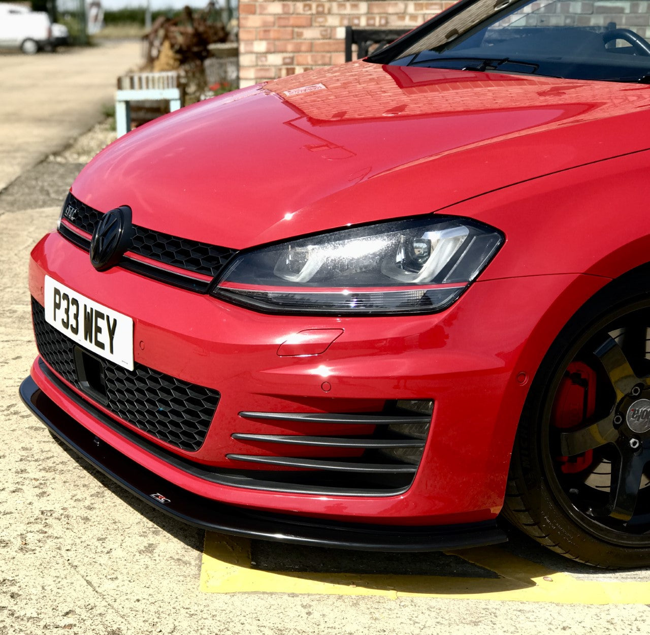 Volkswagen Golf MK7 GTI/GTD  V1 Front Splitter